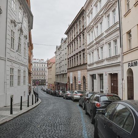 Skolska Junior Apartment Prága Kültér fotó