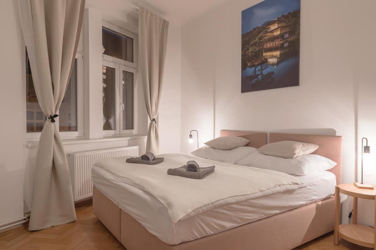 Skolska Junior Apartment Prága Kültér fotó